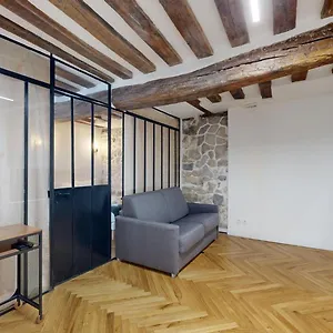 https://323-suite-louis-superb-apartment-in.fr-paris.fr